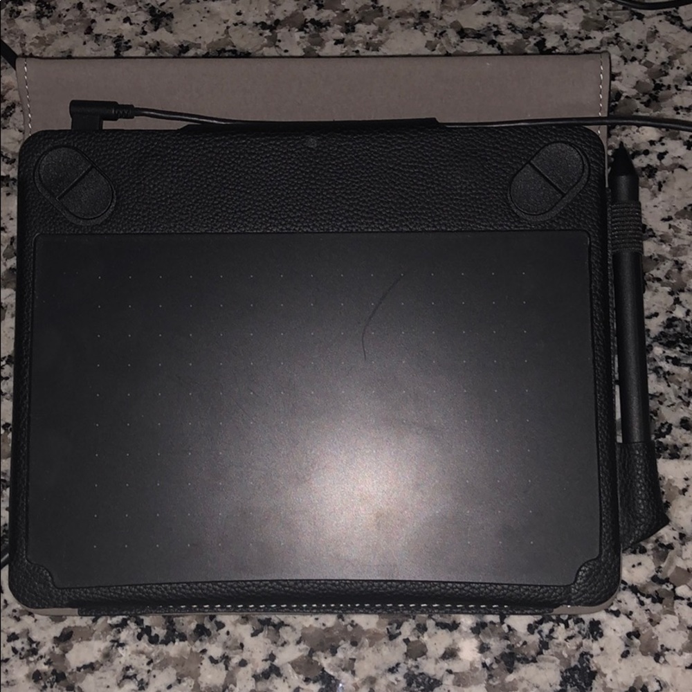 Used once- Wacom drawing tablet